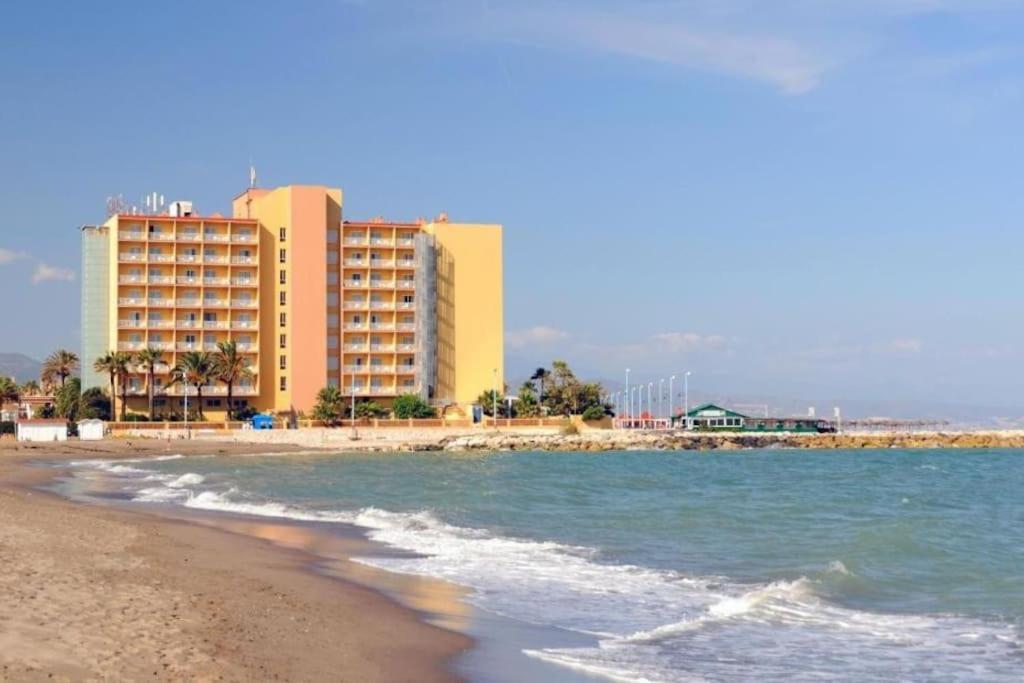 Guadalmarina - Playa, Naturaleza Y Ciudad *
